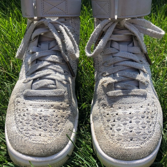 Nike Flyknit Airforce 1 High Cut - Picture 3 of 7